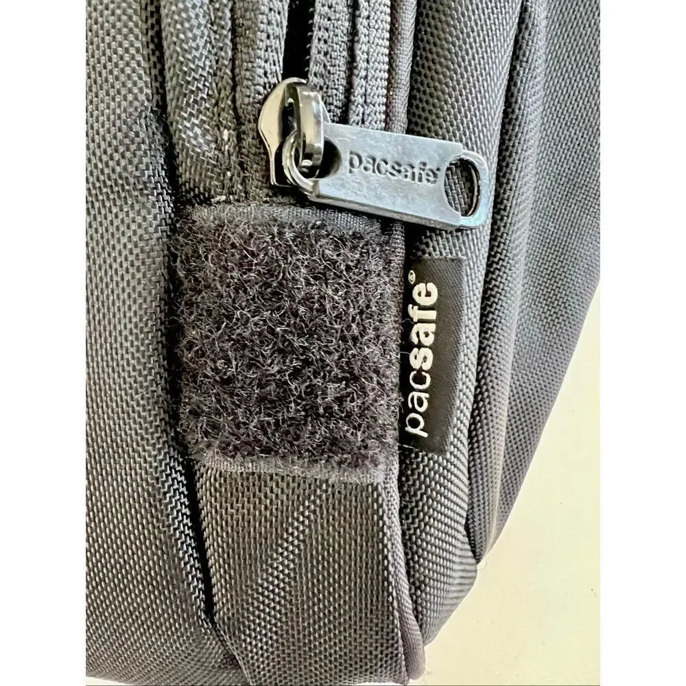 Pacsafe Metrosafe 200 Anti-Theft Compact Crossbody Bag PB001 Shoulder Bag Black